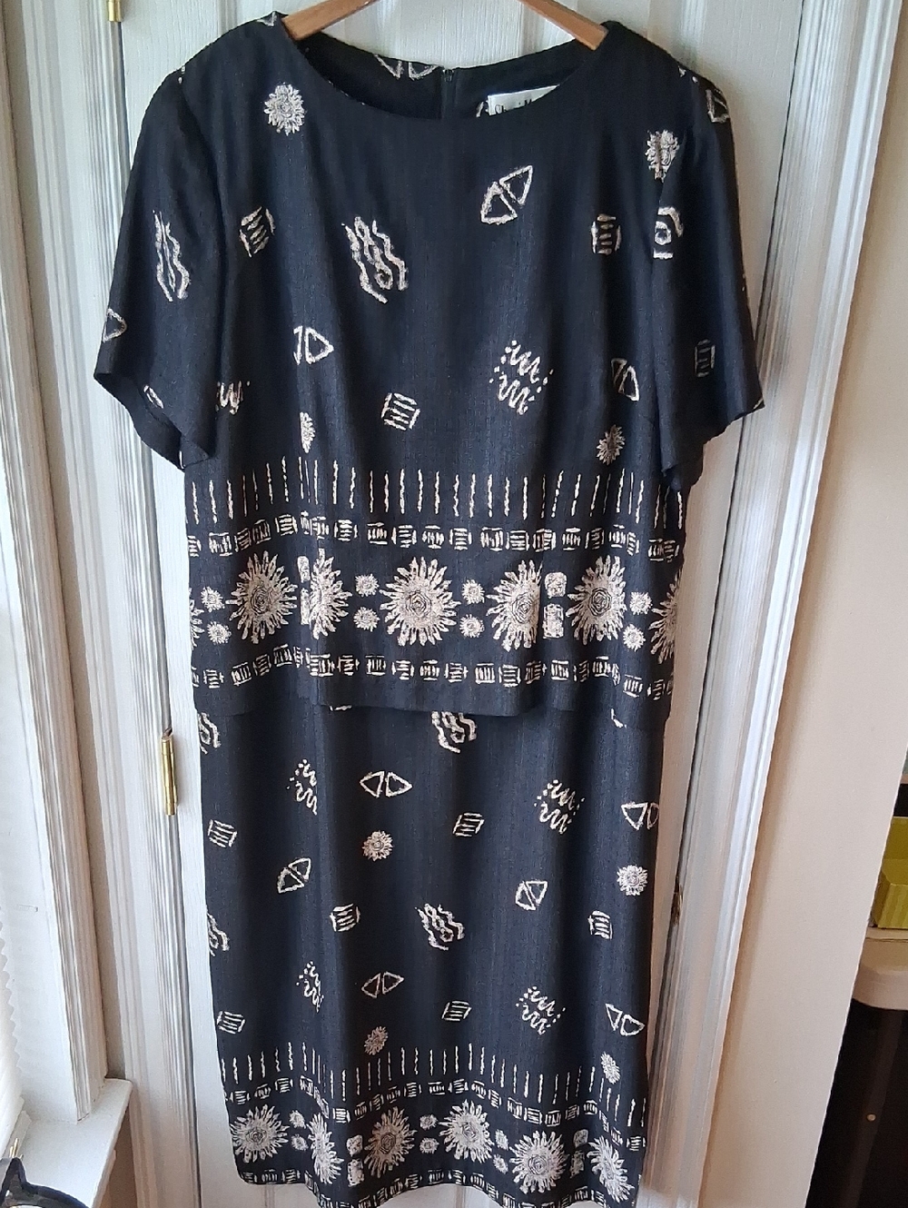 Black Dress with Cream Graphic Print Sunburst Pattern Boarder